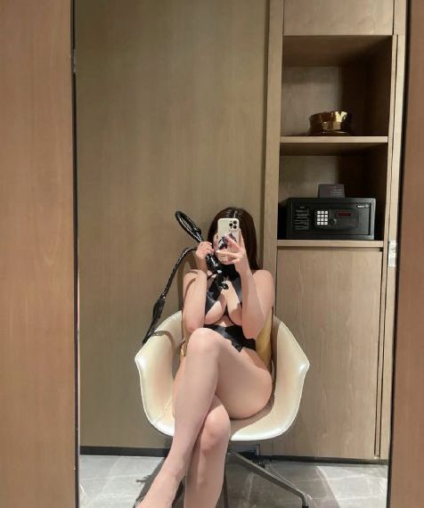 满床春水_在线手机观看