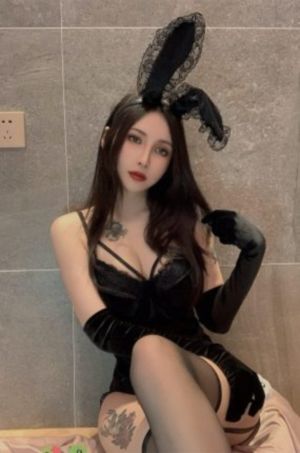 蛋糕上的草莓_1080P在线播放